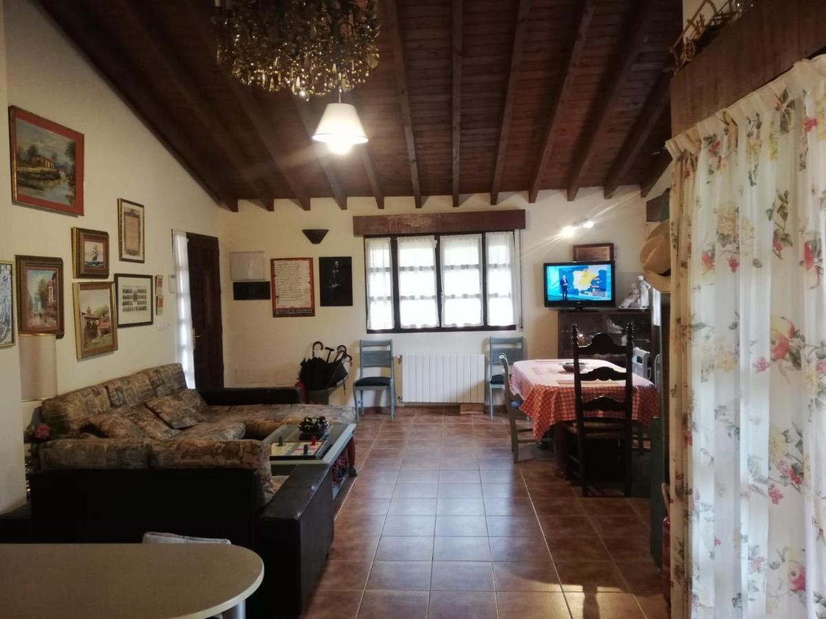 Chalet Valle de Cabuérniga: Pet-Friendly Family Retreat Lamina Exterior photo