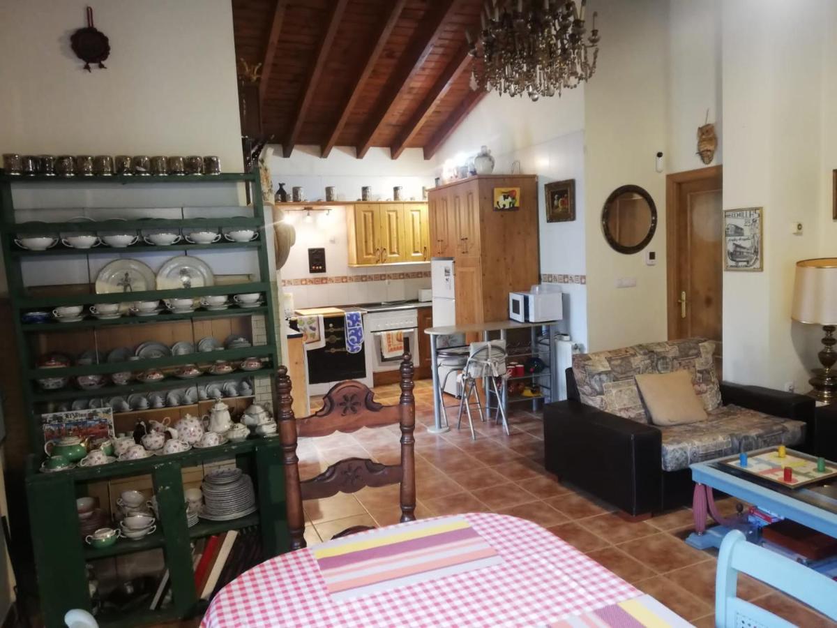 Chalet Valle de Cabuérniga: Pet-Friendly Family Retreat Lamina Exterior photo